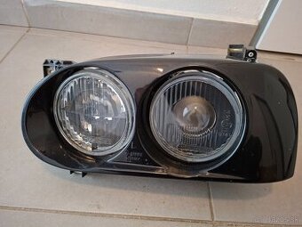 Predám predné svetlo Vw Golf mk3.