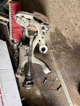 Polos brzdy náprava