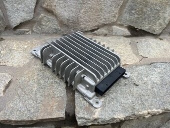 Zosilňovač Audi Bose