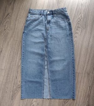 Denimová dlhá sukňa s rozparkom