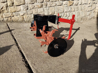 Rotavátor + oborávač, riadkovač