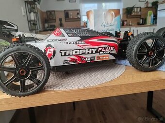 Hpi trophy buggy Flux 1/8 nová
