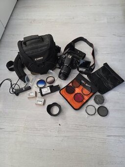 Canon EOS 700D + veľa príslušenstva