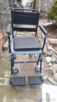 Zdravotné kreslo +stolička 120eur