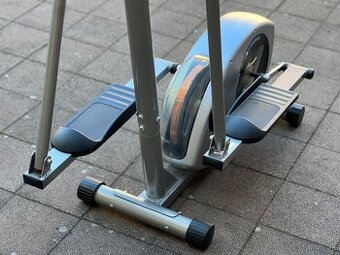 Trenažér BE 6600 ~ vešiak s funkciou chudnutia