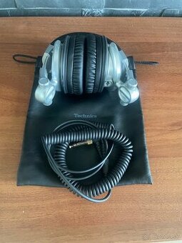 sluchadla Technics