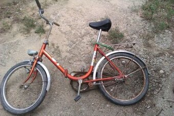 Predám za symbolickú cenu starý retro bicykel