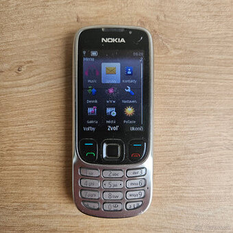 Mobilny telefon Nokia 6303 classic + darceky