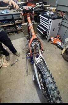 Rozpredám Ktm sxf 250