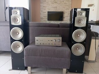 Yamaha NS 777