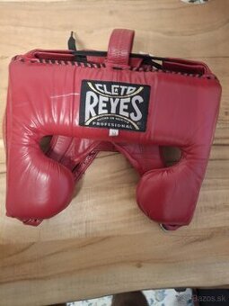 Cleto reyes prilba na box
