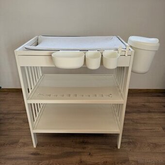 Predám prebaľovací pult / Ikea Gulliver s príslušenstvom