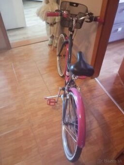 Dievčenský bicykel