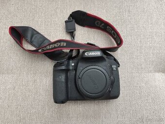 Canon 7D + Sigma DC 18-200