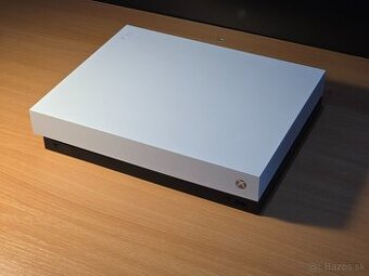 Xbox One X