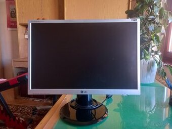 Monitor - 1