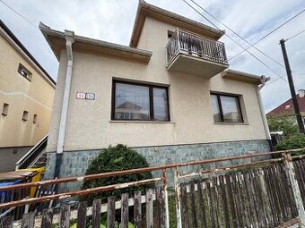 Predaj 4-izbového rodinného domu s veľkou záhradou – FLOREÁT