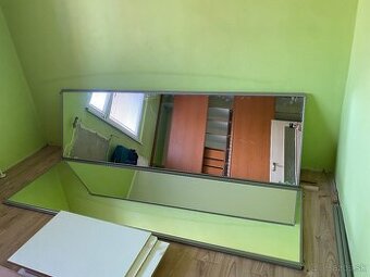 Zrkadlové dvere na vstavanu skriňu
