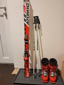 Lyže, lyžiarky + palice