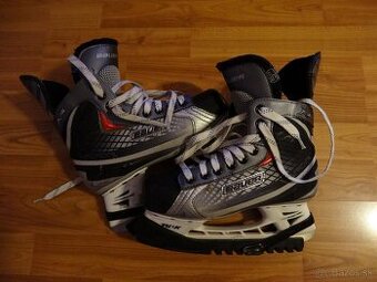 korčule Bauer vapor X15 38,5 EE