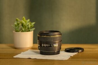 Sigma 30mm f/1.4 EX DC HSM - Canon EF