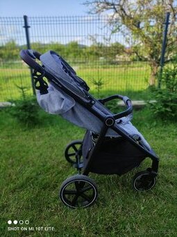 Športový kočík 4Baby Stinger Pro