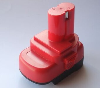 Adaptér MAKITA 18V / MAKITA 12V 14,4V