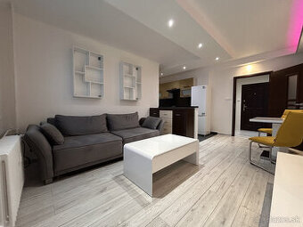 REZERVOVANÝ | Na prenájom 1,5 izbový byt | Moldava n/B