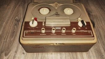 Prodám kotoučový magnetofon Philips - 1