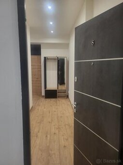 Prenájom 3 izbového bytu v centre