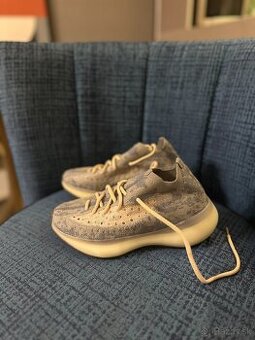 Adidas YEEZY Boost 380 Mist - veľkosť 38
