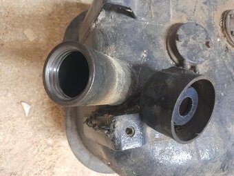 Palivova nádrž Zetor