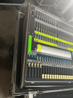 Avolites pearl 2004/2008