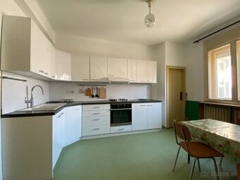 Rodinny dom v Senci - PRENAJOM - 1