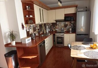 2-izbový byt blízko centra a nemocnice