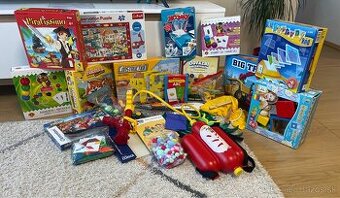 značkové a edukatívne hry (Smart Games, Montessori, Puzzle)