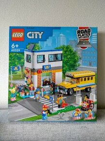 Lego City 60329 Škola + Autobus