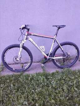 Cube LTD horský bicykel 26, ročník 2012