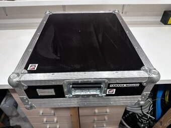 Yamaha MG20XU Analógový mixpult v CASE
