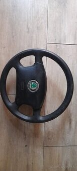 Octavia1 volant