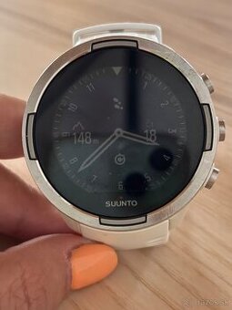 Predám hodiny Suunto 9