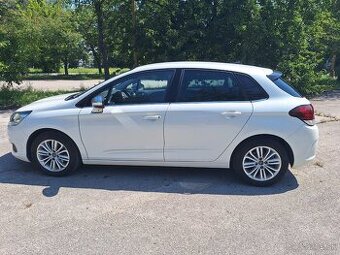 Predám Citroen C4 - r.v. 2015