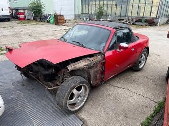 Predám skelet s tp Mazda mx-5 NA 1.6 85kw