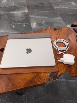 Macbook Air 13 M2