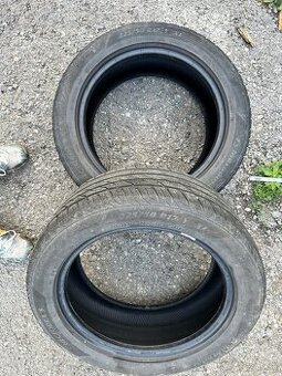 Pneu 225/50 R17 - 1