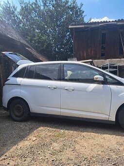 Náhradné diely grand c max