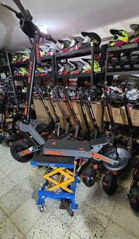 Kukirin G2 800  Elektrická kolobežka