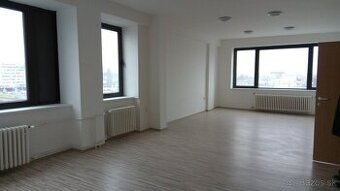 Kancelárie na Vajnorskej ulici, Bratislava III