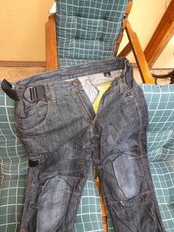 Kevlárové nohavice na motorku