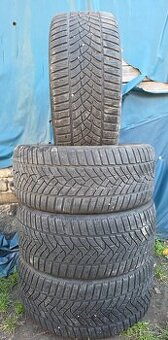 Ponúkame 4 zimné pneumatiky 225/40 R18